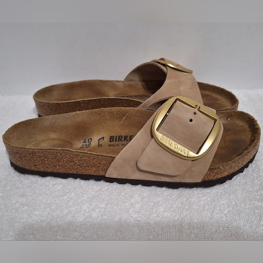 BIRKENSTOCK BIG BUCKLE Madrid Sandcastle Sandals Women's Size 9-9.5 EU 40